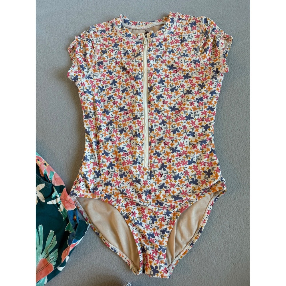 Girls Summer Bundle Boden Heart Shorts Tea Swimsuit Floral Romper 11-12 - Picture 5 of 10